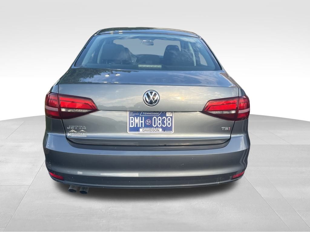 2017 Volkswagen Jetta 1.4T S Image 5 of 13