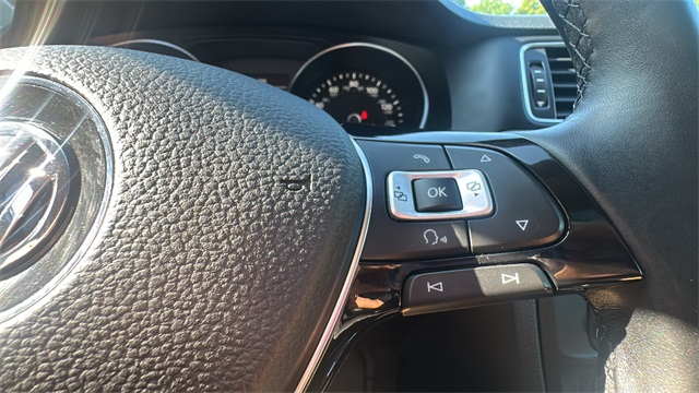 2017 Volkswagen Jetta 1.4T SE Image 24 of 37