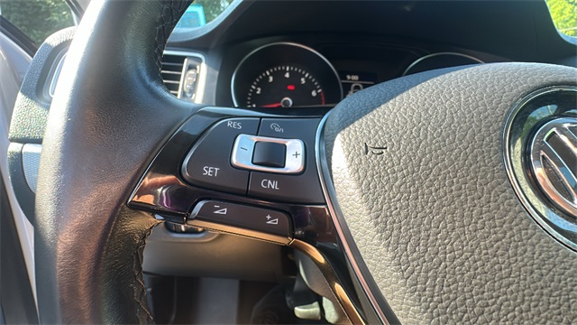 2017 Volkswagen Jetta 1.4T SE Image 26 of 37