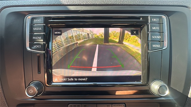 2017 Volkswagen Jetta 1.4T SE Image 19 of 37