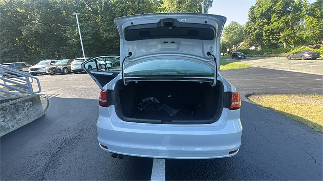 2017 Volkswagen Jetta 1.4T SE Image 33 of 37