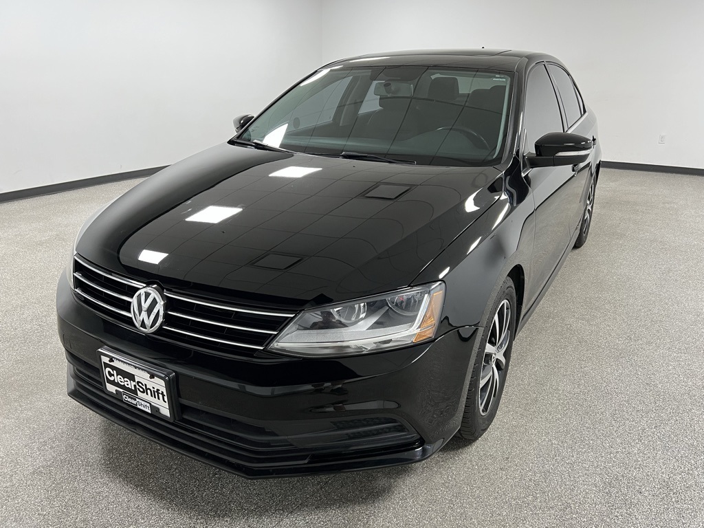 2017 Volkswagen Jetta 1.4T SE Image 2 of 67