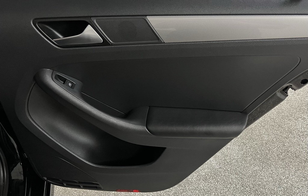 2017 Volkswagen Jetta 1.4T SE Image 46 of 67