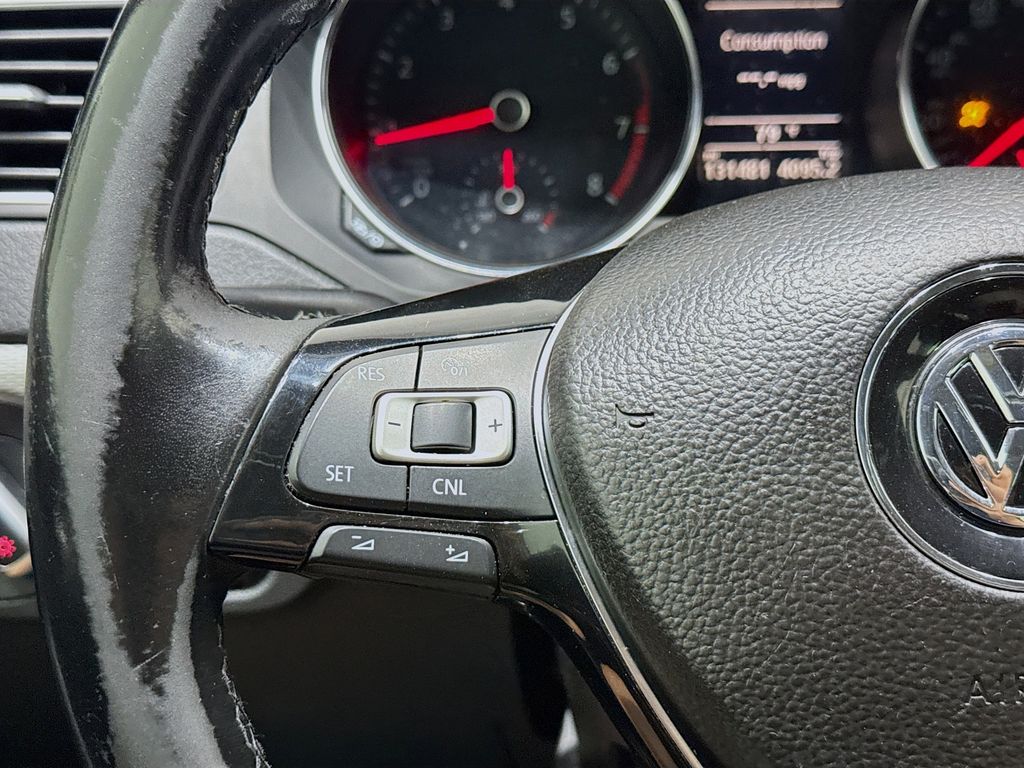 2017 Volkswagen Jetta 1.4T SE Image 15 of 32