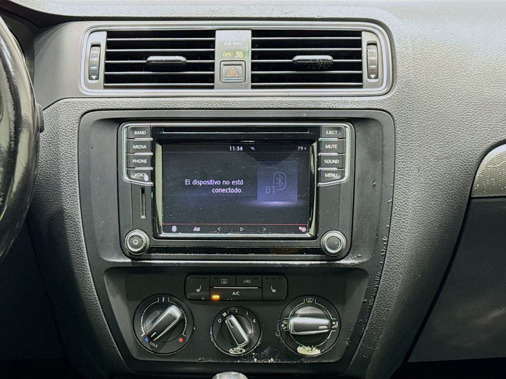 2017 Volkswagen Jetta 1.4T SE Image 22 of 32