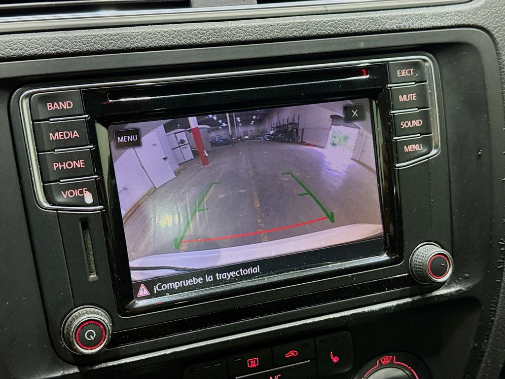 2017 Volkswagen Jetta 1.4T SE Image 19 of 32