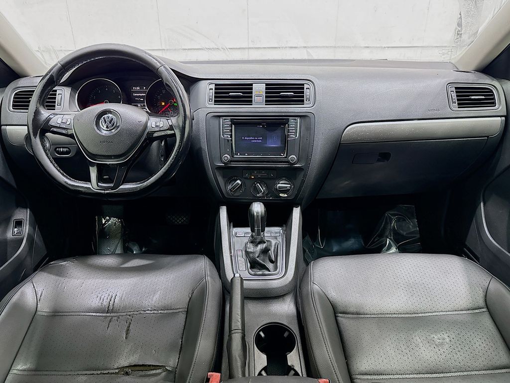 2017 Volkswagen Jetta 1.4T SE Image 13 of 32