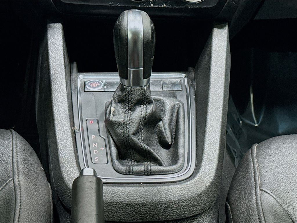 2017 Volkswagen Jetta 1.4T SE Image 23 of 32