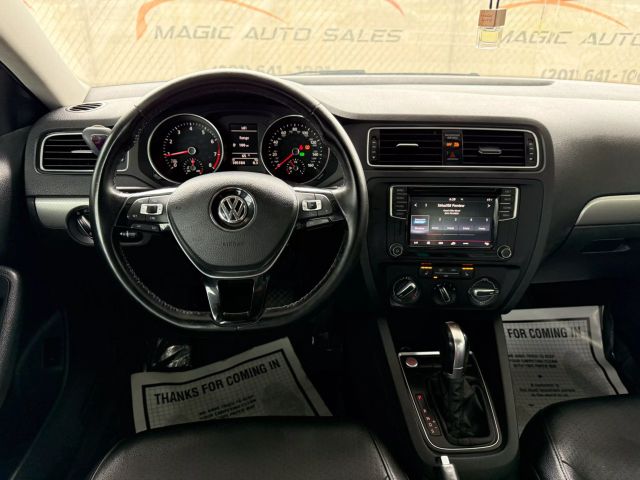 2017 Volkswagen Jetta 1.4T SE Image 36 of 48