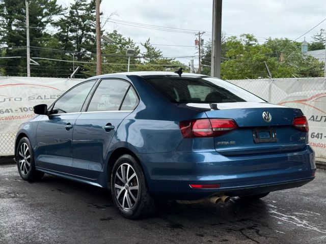 2017 Volkswagen Jetta 1.4T SE Image 11 of 48