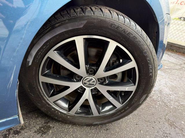 2017 Volkswagen Jetta 1.4T SE Image 14 of 48