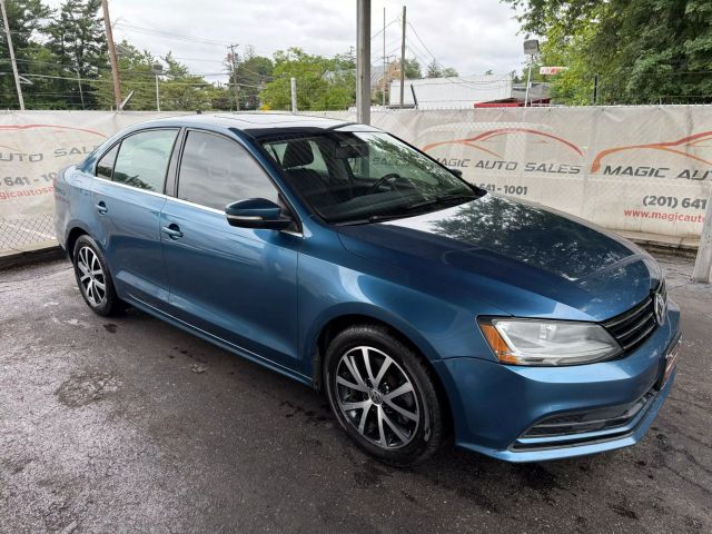 2017 Volkswagen Jetta 1.4T SE Image 5 of 48