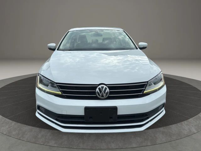 2017 Volkswagen Jetta 1.8T SEL Image 2 of 33