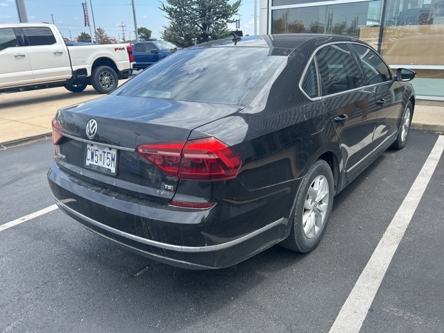 Vehicle image 5 of 13