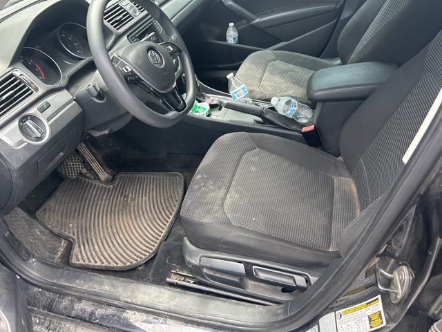 Vehicle image 7 of 13