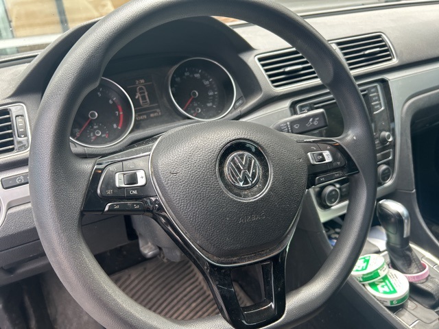Vehicle image 12 of 13
