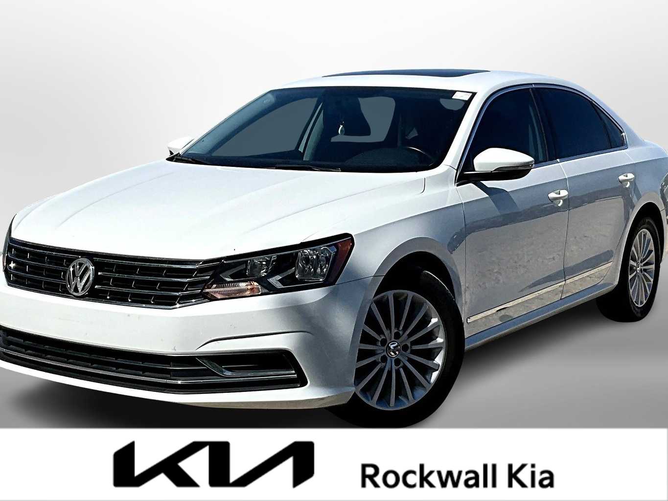 2017 Volkswagen Passat 1.8T SE Image 1 of 31