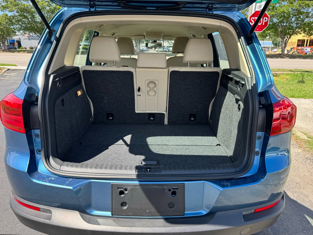 Vehicle image 12 of 12