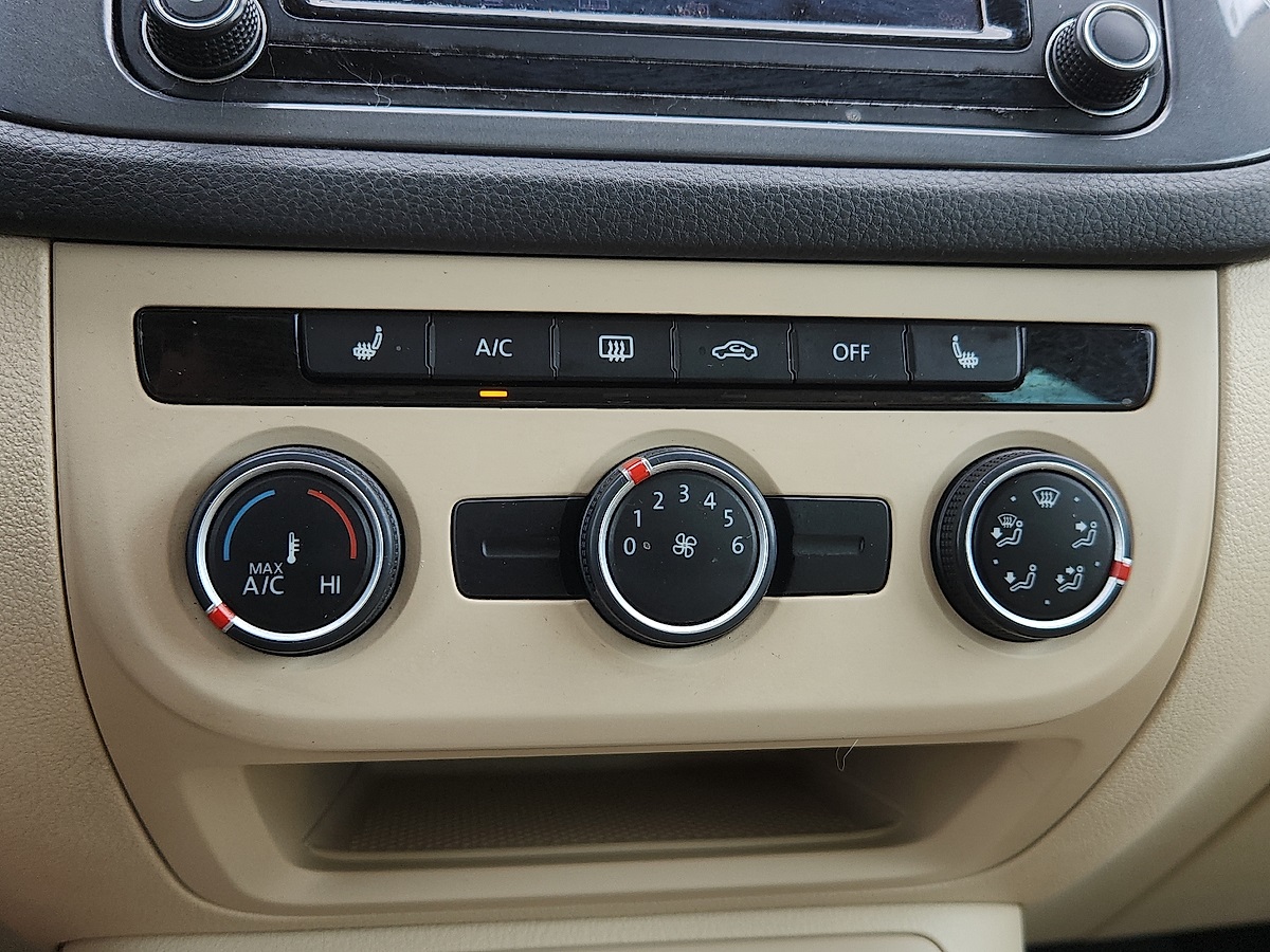 Vehicle image 12 of 12