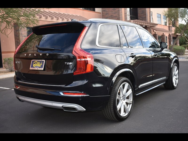 2017 Volvo XC90 Inscription Image 7 of 54