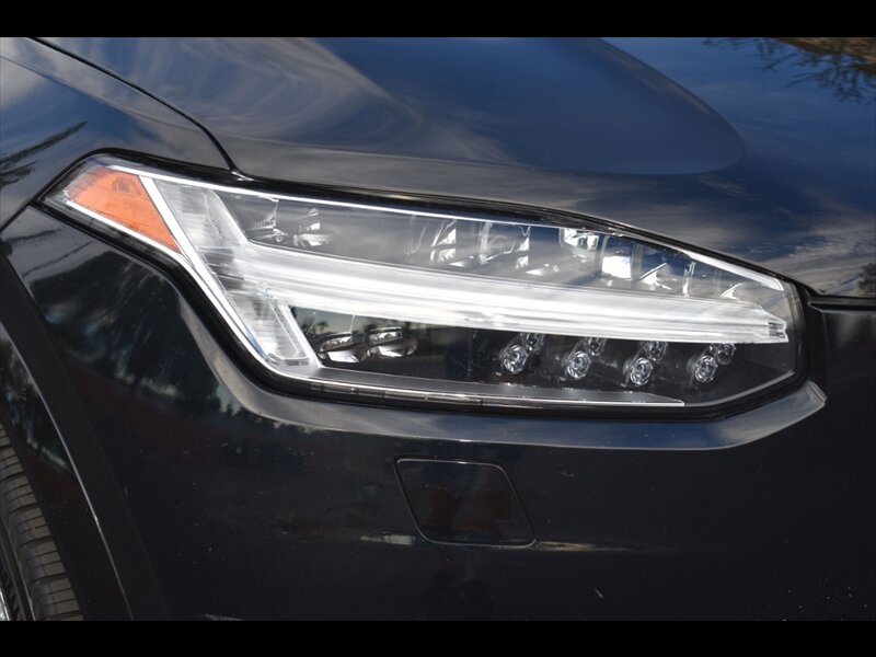 2017 Volvo XC90 Inscription Image 38 of 54