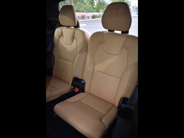 2017 Volvo XC90 Inscription Image 17 of 54