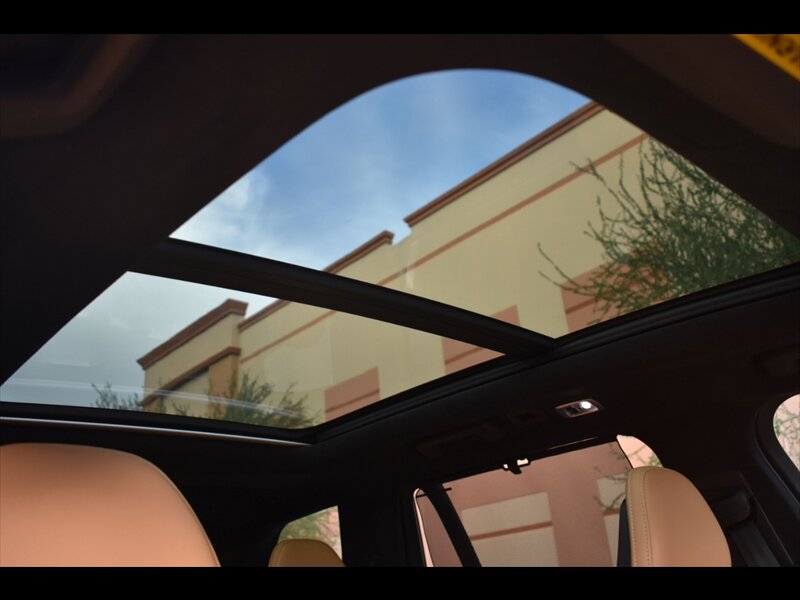 2017 Volvo XC90 Inscription Image 31 of 54