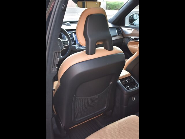 2017 Volvo XC90 Inscription Image 25 of 54