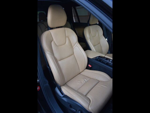 2017 Volvo XC90 Inscription Image 21 of 54
