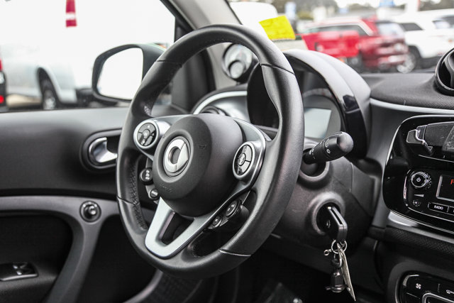 Vehicle image 12 of 23