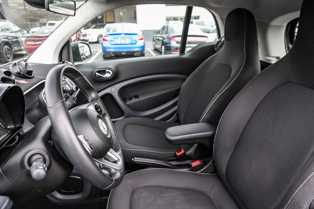 Vehicle image 15 of 23