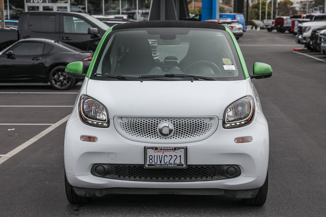 Vehicle image 2 of 23