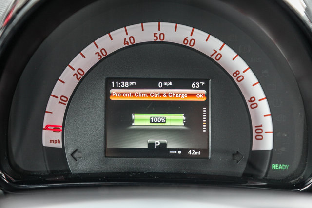 Vehicle image 13 of 23