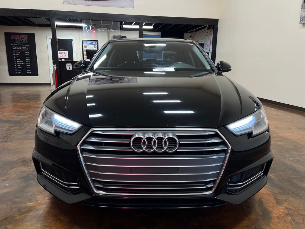 2018 Audi A4 Image 3 of 44