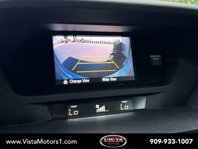 Vehicle image 10 of 29