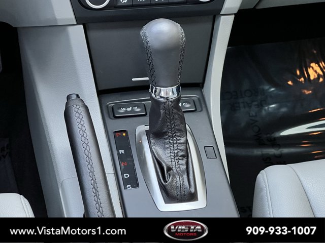 Vehicle image 26 of 29