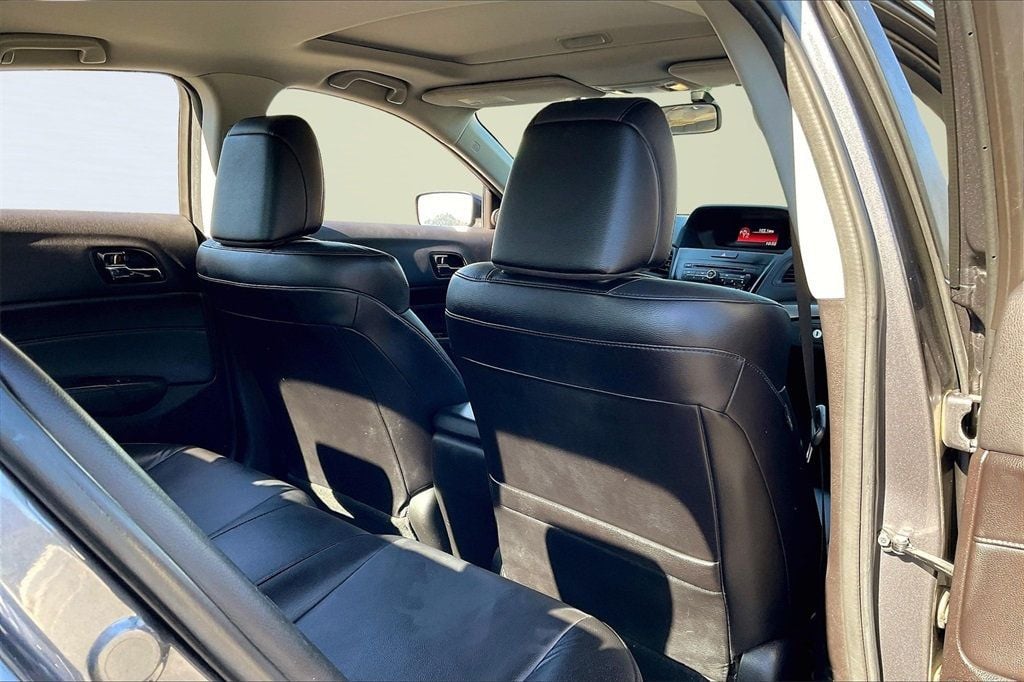 2018 Acura ILX Special Edition Image 12 of 36