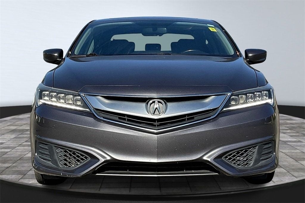 2018 Acura ILX Special Edition Image 2 of 36