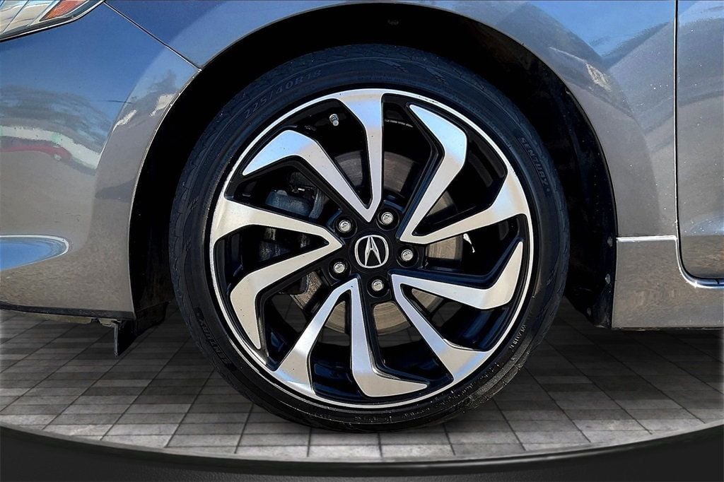2018 Acura ILX Special Edition Image 9 of 36