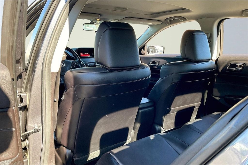 2018 Acura ILX Special Edition Image 16 of 36