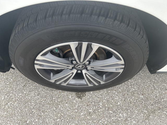 Vehicle image 29 of 32