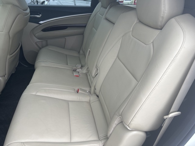 Vehicle image 12 of 32