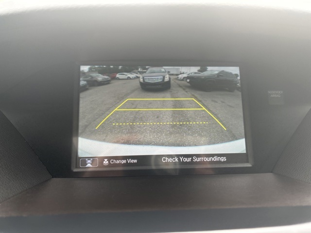Vehicle image 24 of 32