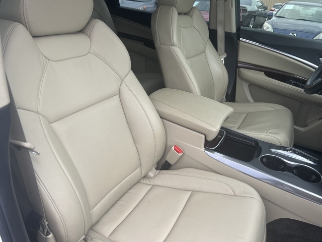Vehicle image 19 of 32
