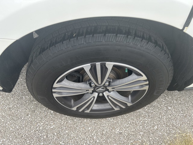 Vehicle image 31 of 32