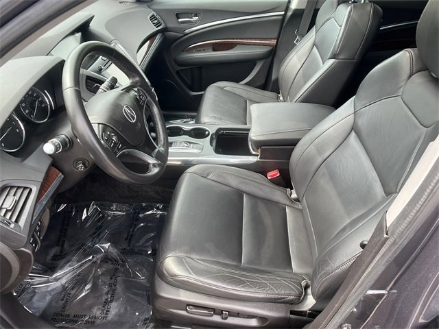 Vehicle image 9 of 40