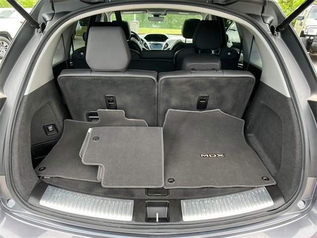 Vehicle image 21 of 40