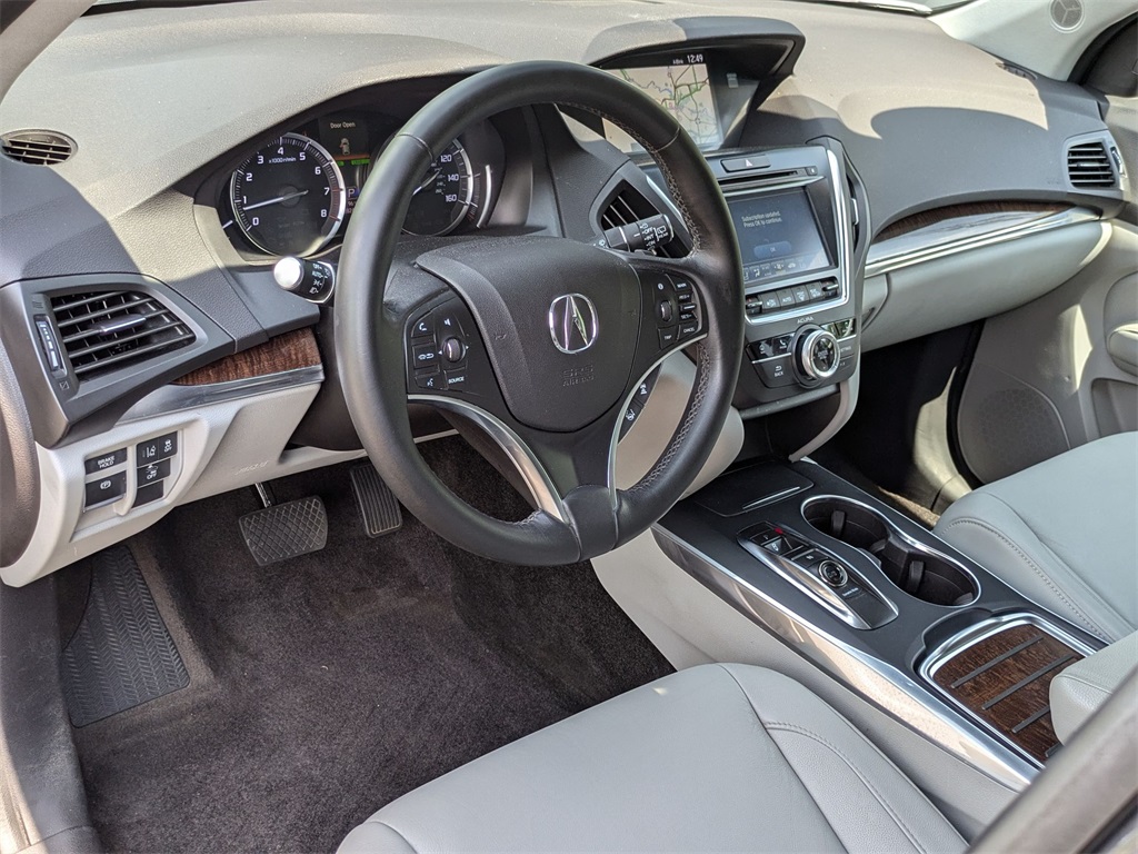 Vehicle image 13 of 30