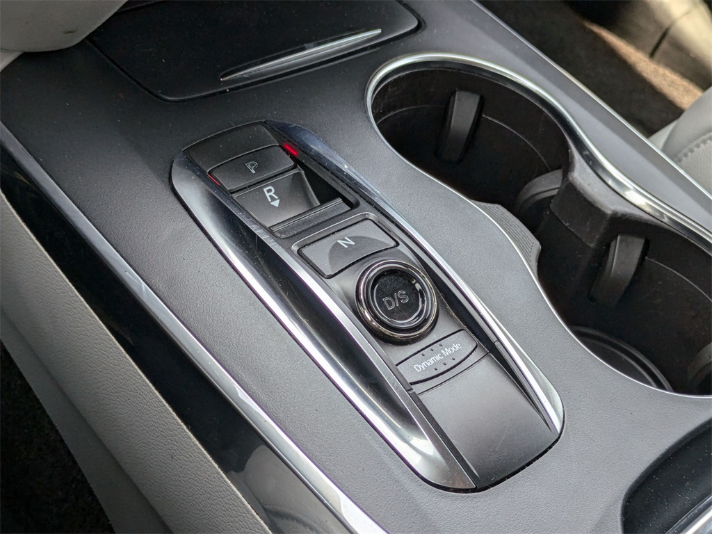 Vehicle image 20 of 30