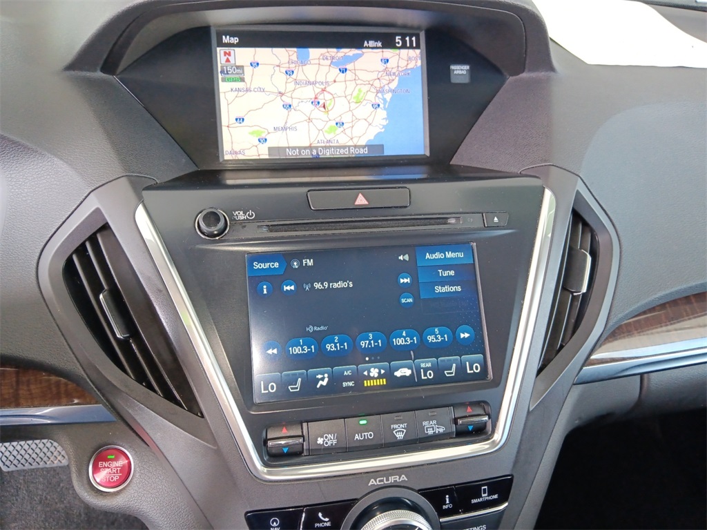 Vehicle image 16 of 28